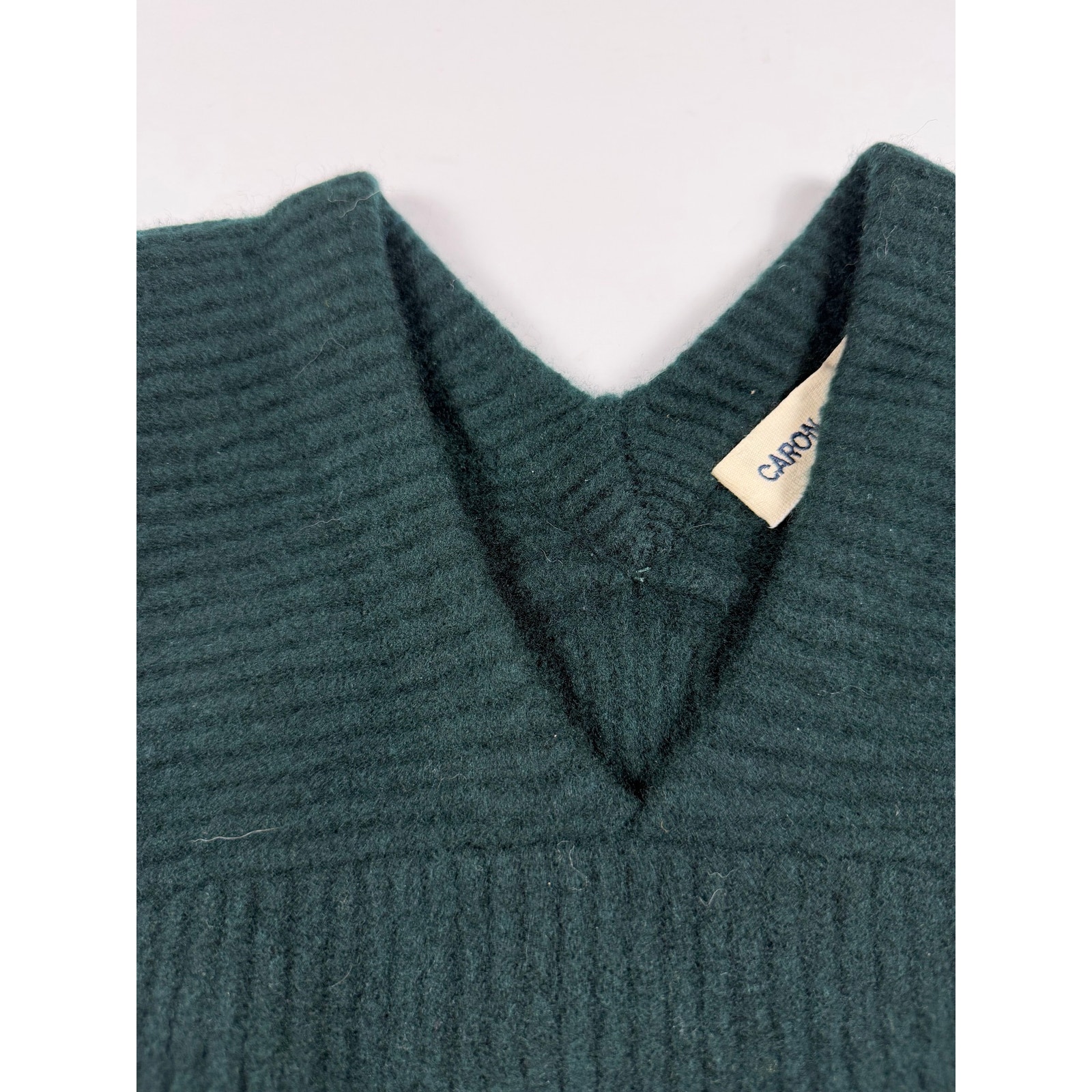 New Caron Callahan Wool V-Neck Sweater Dark Green Large — image 3 of 8